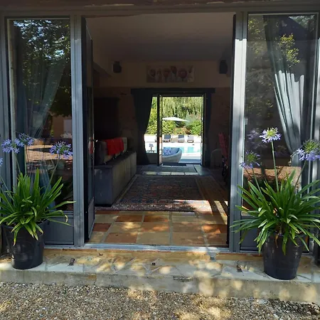 Bed & Breakfast Les Taloches 4*