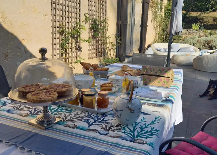 Frühstückspension Les Taloches 4*