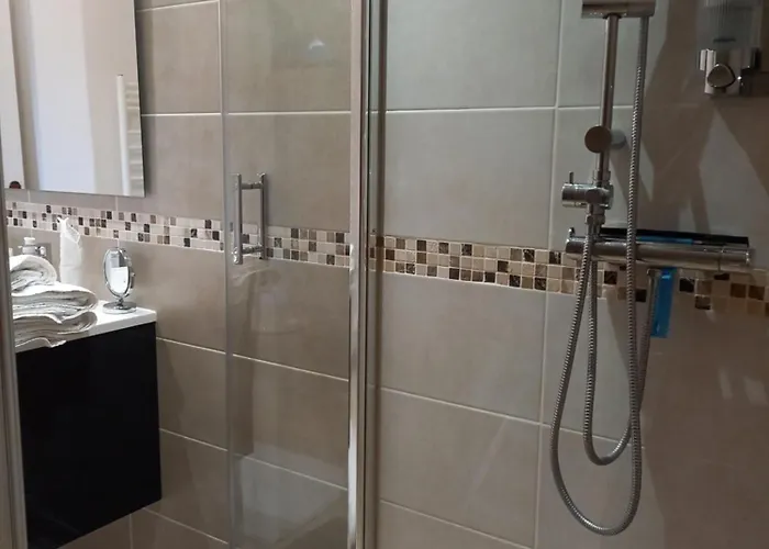 Les Taloches Frühstückspension 4*